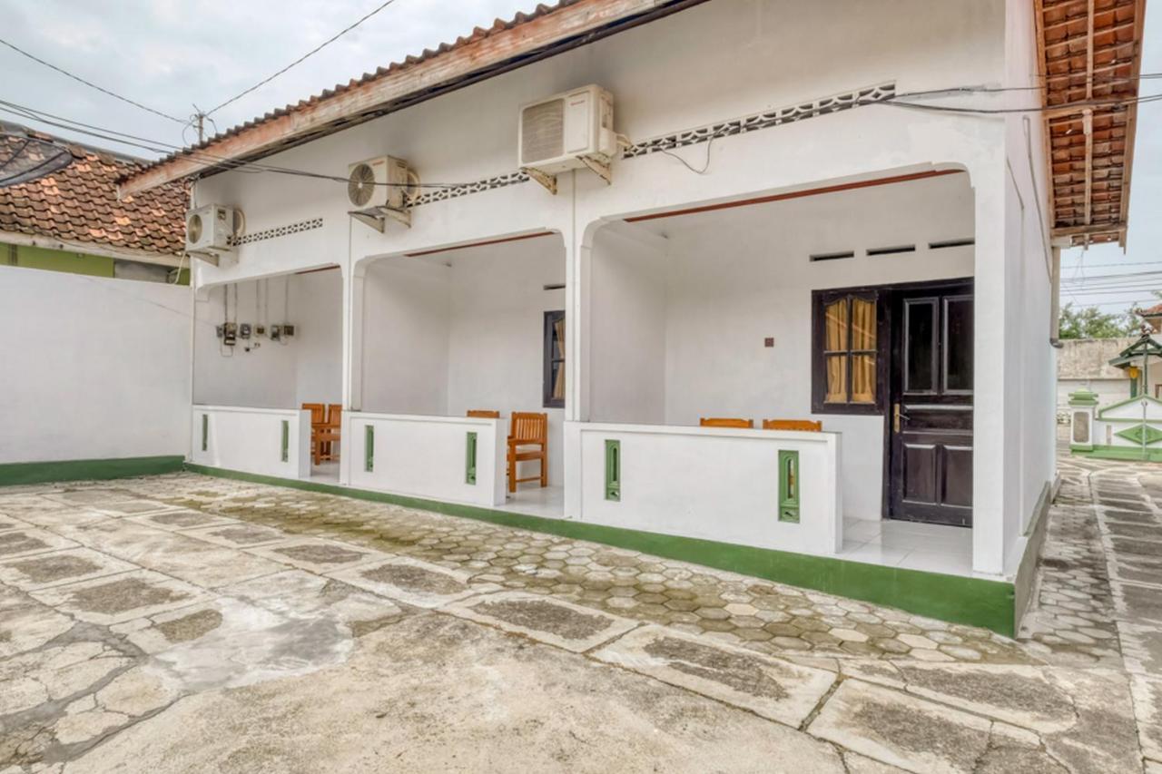 Reddoorz Near Wisata Pantai Parangtritis Kretek Luaran gambar