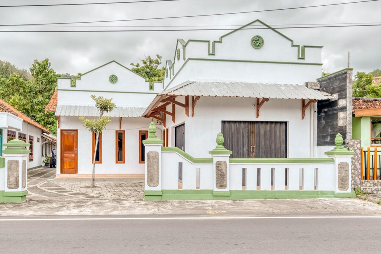 Reddoorz Near Wisata Pantai Parangtritis Kretek Luaran gambar