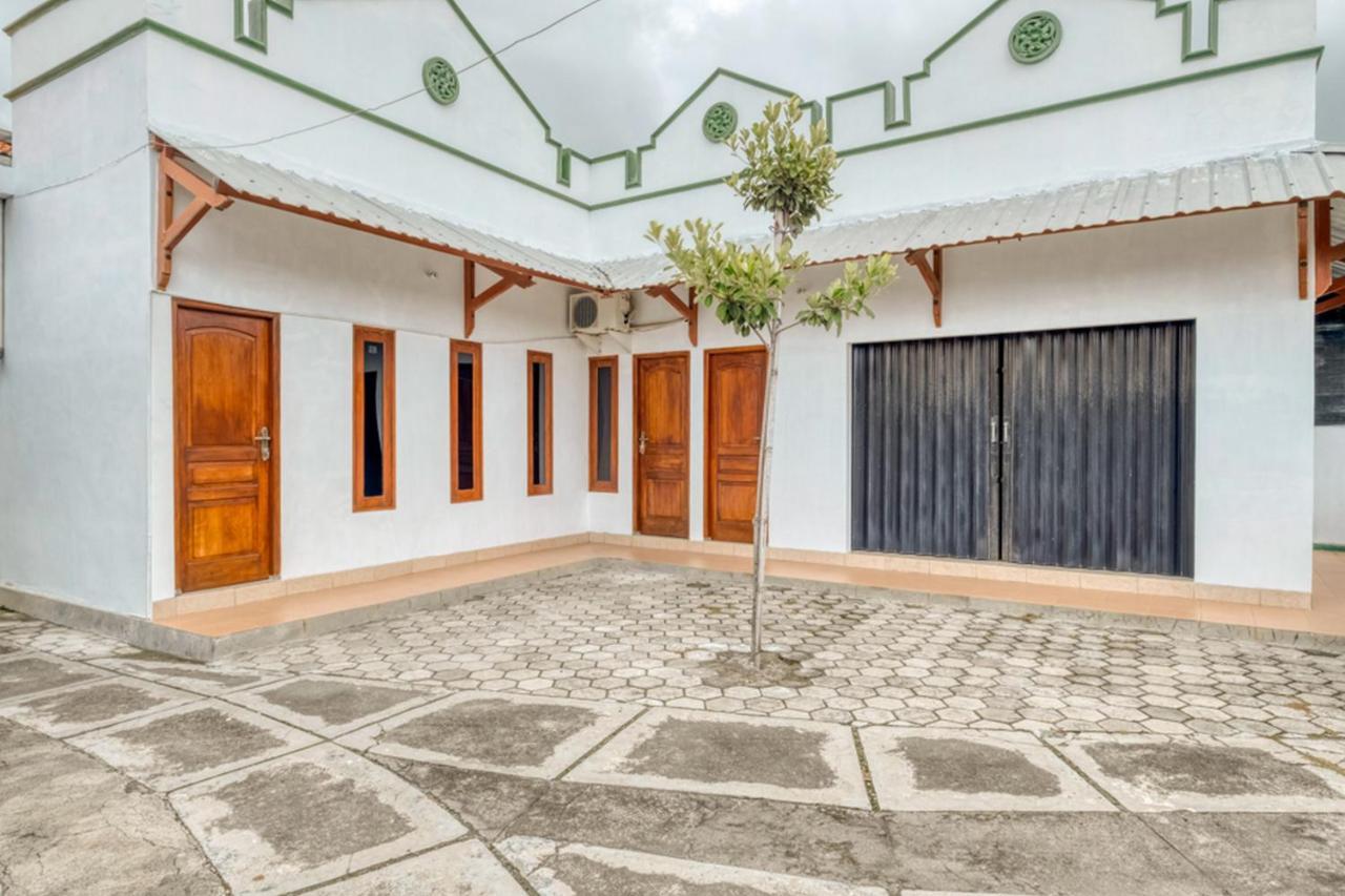 Reddoorz Near Wisata Pantai Parangtritis Kretek Luaran gambar